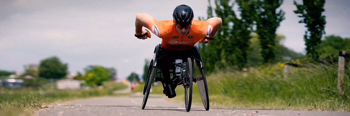 Paralympiër Jetze Plat in inspirerende video